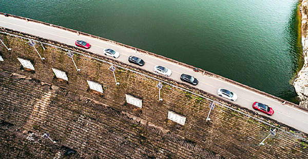 特斯拉降价！ 救了小鹏伤了国产Model 3