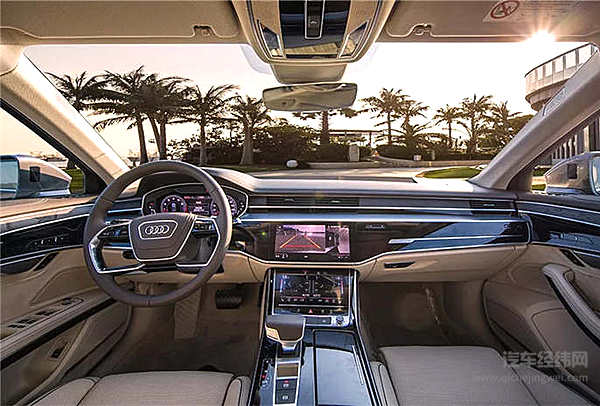 全新奥迪A8L不仅“玩灯”还“玩屏” 这是要“闪瞎”的节奏么？！