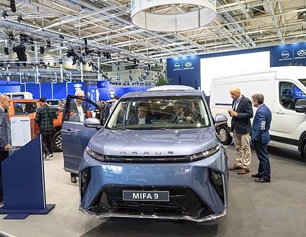 上汽大通MAXUS MIFA 9