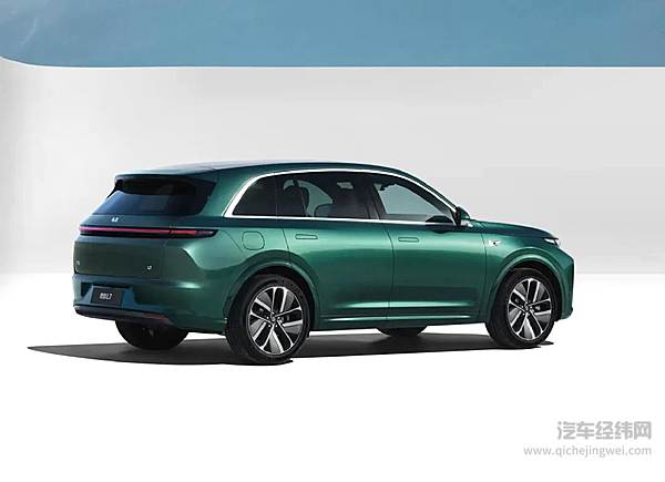 一套设计语言开发了三款车 理想汽车为何痴迷套娃模式？