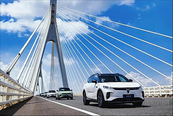 纯电家用SUV双子星 岚图知音与极氪7X谁的吸引力更强？