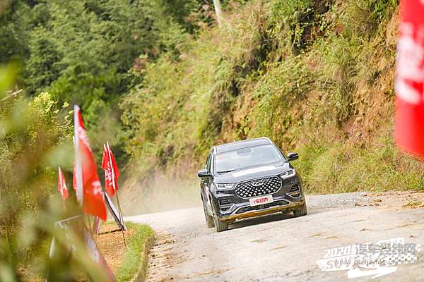 第一冠！瑞虎8 PLUS“2020·SUV英雄会” 强势夺冠