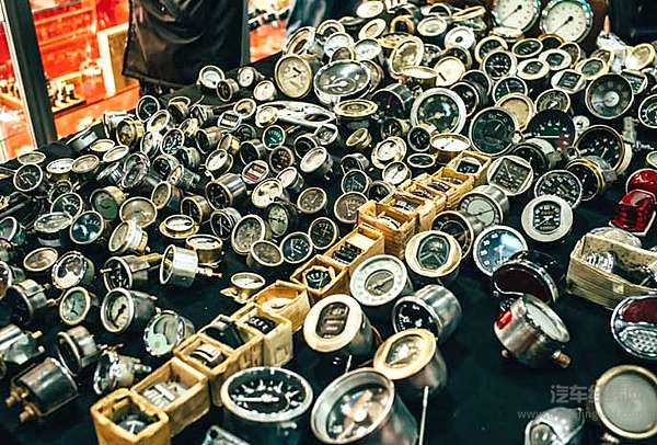 没来过Retromobile，不足以谈经典车