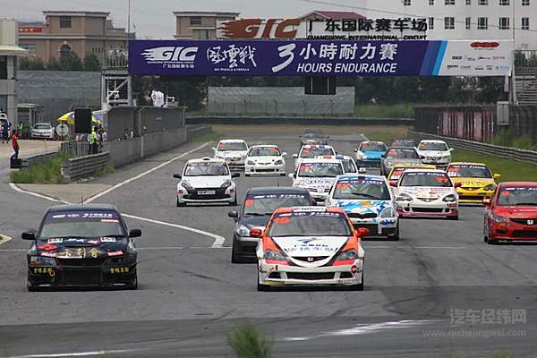 致我们无处安放的改装车文化  如何才能得到更好的发展？