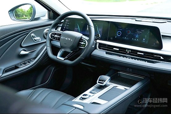 较真到底，指哪拆哪！风云A8硬核上市7.99万元起