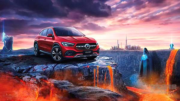 梅赛德斯-奔驰携全新GLA SUV与电竞玩家“无畏共联盟”  
