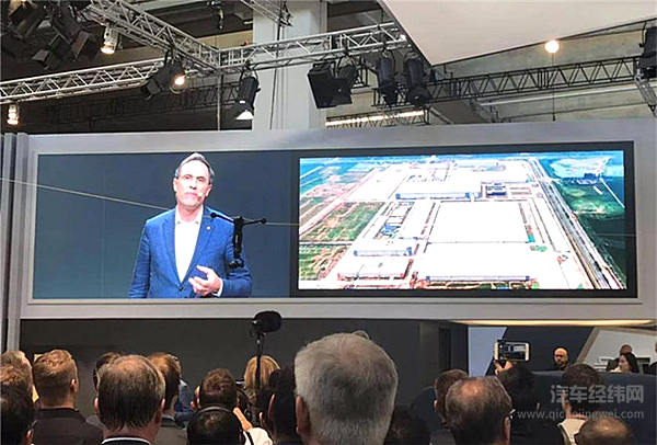 法兰克福的8号馆风云：中国情结、中国面孔与中国女婿