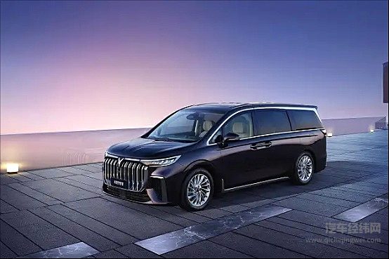 岚图梦想家新车上市 将如何挑战腾势D9？