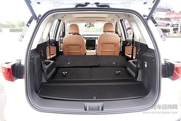 中国重汽·VGV U75PLUS重庆发车 零百加速仅需8秒