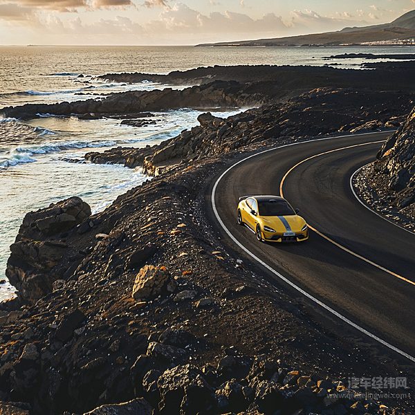 一半的价格更强悍的性能 小米SU7 Ultra要把仰望U9拉下马？