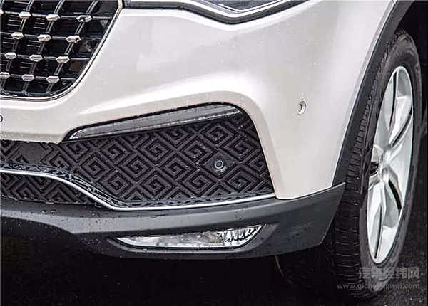 我买不起揽胜还买不起你众泰吗？众泰T800昨日上市，售13.98-18.58万