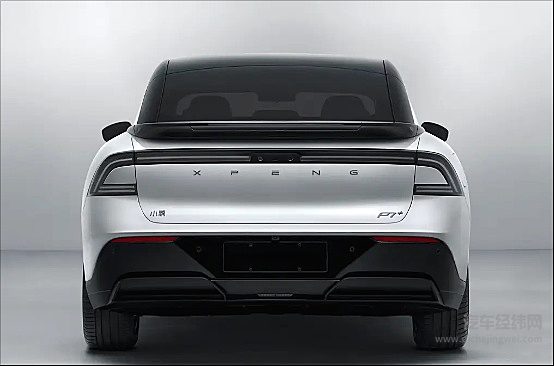 20万级纯电中大型轿车对决 小鹏P7+能否挑战小米SU7？