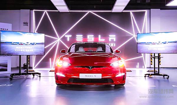 比亚迪向左特斯拉向右 新能源厂商分化加剧