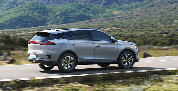 20万元内中型SUV对决 捷途山海L9与比亚迪唐选哪个？