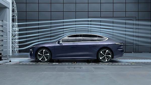 蔚来ET7 又交了份最佳成绩单