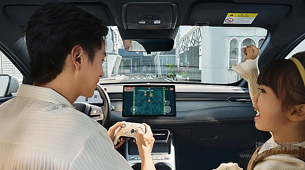 2026款比亚迪秦L / 秦PLUS DM-i双车齐发 击穿插混家轿价值上限