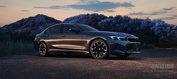 科技与运动碰撞 奥迪 A5L 燃擎星驰版 vs 宝马3系