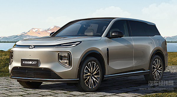 通勤一周一充长途补能不慌 捷途山海 L7 PLUS 与长安启源 Q07谁更值？