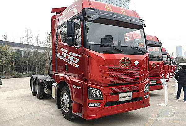 “見(jiàn)證青島”活動(dòng)走進(jìn)解放青汽 探訪綠色智造新動(dòng)能