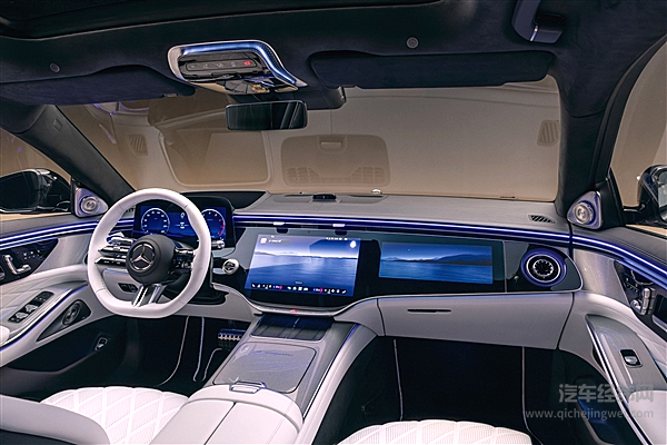 中期改款奔驰S级亮相 续写三叉星徽旗舰传奇