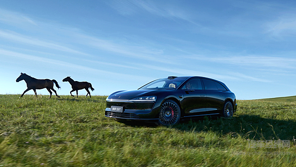 旅行车迎热潮 蔚来 / 享界 / 比亚迪怎么选？