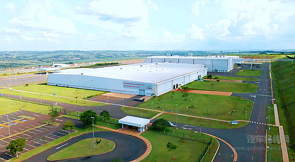 萎靡不振 中国车企能否填补俄罗斯汽车工业的空白？