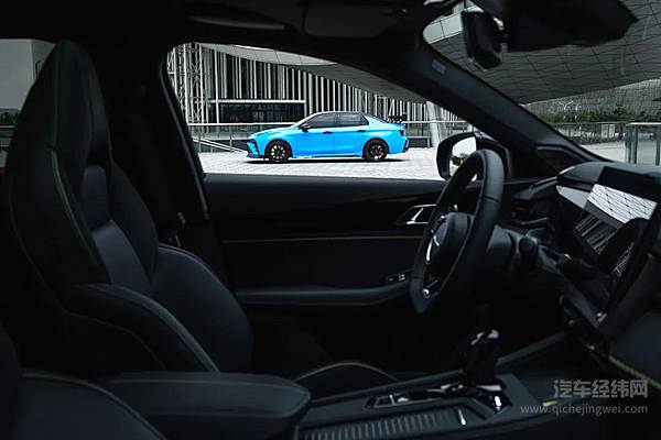 不止运动更要科技 全新领克03重新定义年轻轿跑？