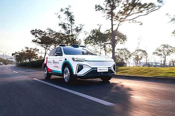 上汽享道Robotaxi正式启动临港运营