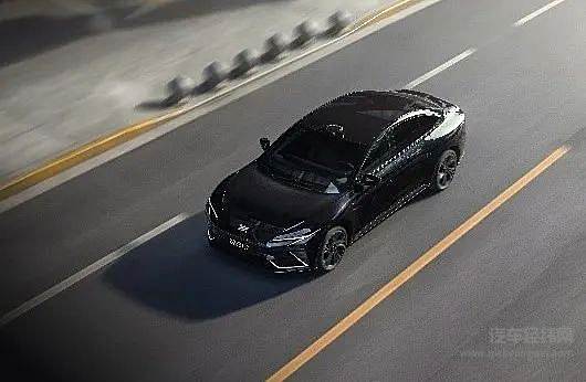 智己L7交付破千 智己汽车成功完成首轮市场化融资估值即近300亿元