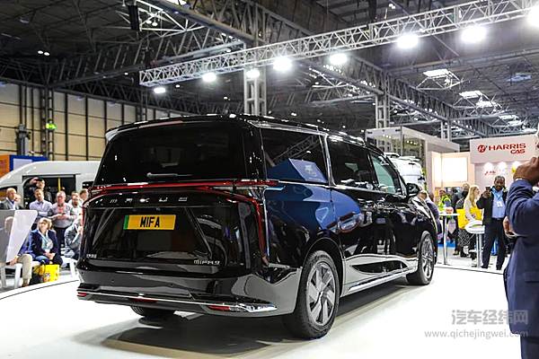 【上汽大通MAXUS MIFA 9亮相欧洲】