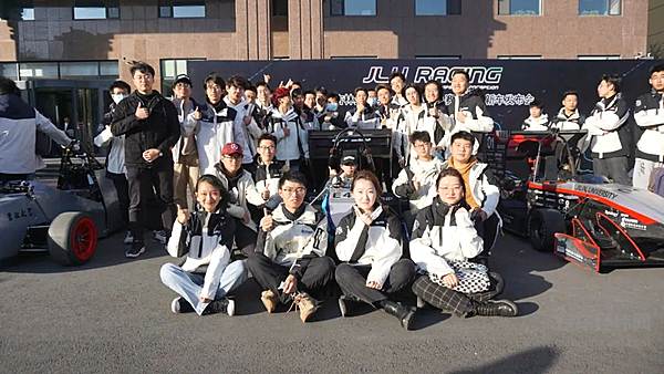 蔚来杯 中国大学生方程式热血收官