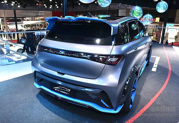 小型车却卖高价 比亚迪海豚究竟在打什么算盘？