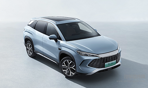 宋L DM-i与星途瑶光C-DM寰球版 谁更能让家庭用户省心？