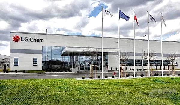 　LG化学动力电池工厂