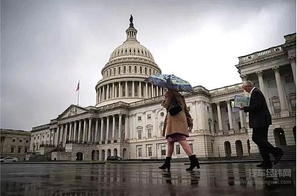 美国再出硬牌 将让中国芯片行业背水一战