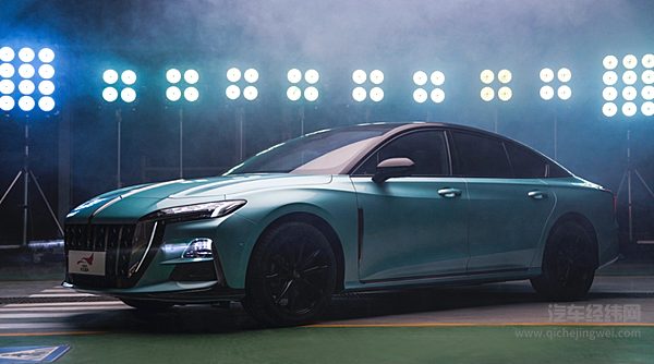 动静皆风尚 红旗H6荣获第四届汽车风云盛典