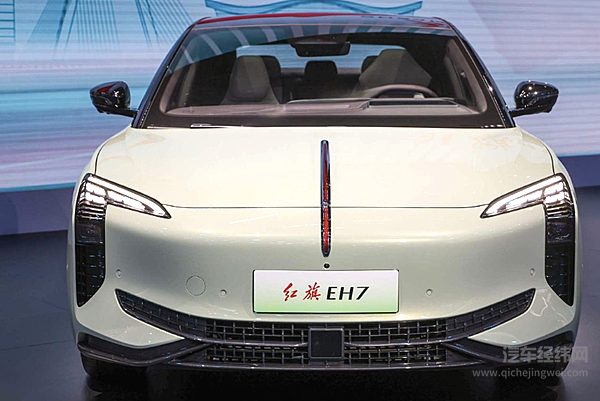 红旗EH7荣耀版上市 与小米SU7相比谁更强？