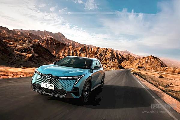 劈弯挑战赛 影酷开启全国百城上市