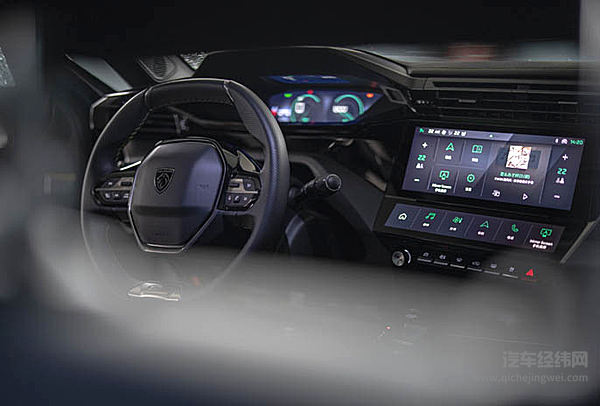 凌厉、不从众 标致408X和凡尔赛谁更能代表法式风格？