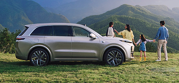 刚上市就降价 小鹏G9真能让人心动？