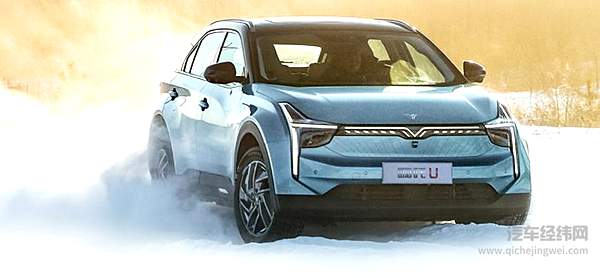  哪吒U解决A柱盲区的设计是：让它消失！