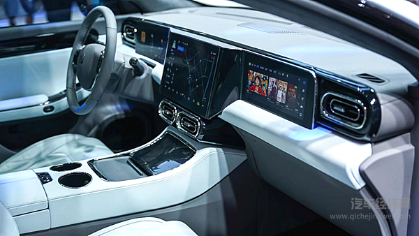 零跑C01对标比亚迪汉有几成胜算？