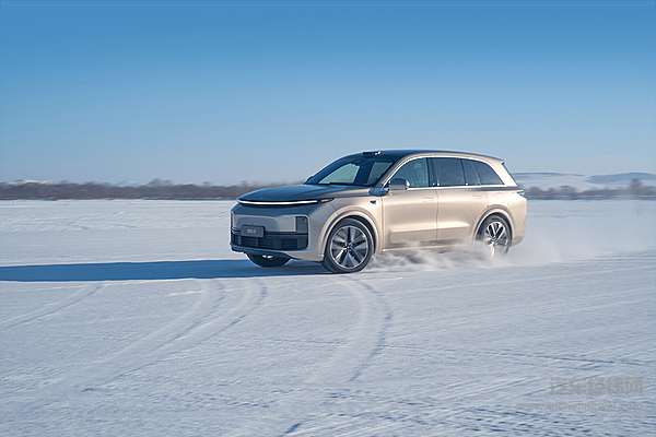 理想L8的挑战者 魏牌蓝山能否力挽狂澜？