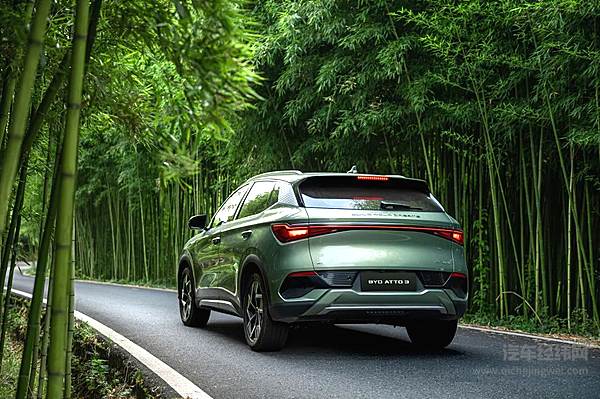 比亚迪携BYD ATTO 3限量款和海豹亮相2023年印度新德里车展