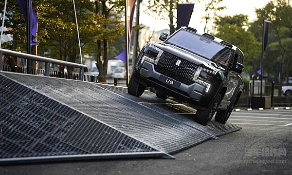 各种高端配置现身 比亚迪进军皮卡领域