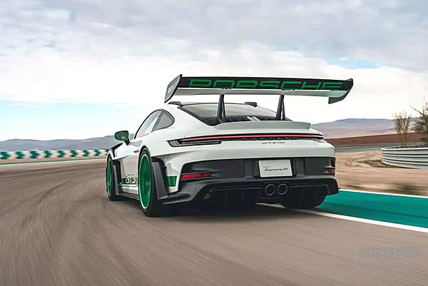 动力性能堪比超跑 新能源车有必要拼百公里加速时间么？