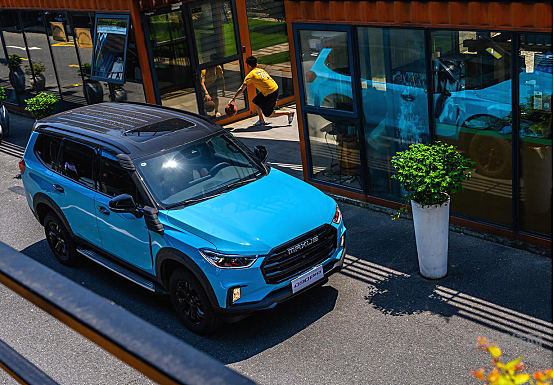 国产越野 上汽大通MAXUSD90 Pro与哈弗H9谁更硬派？