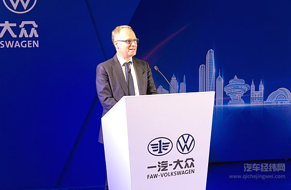 首台宝来MQB PA车型在一汽-大众华东基地sop下线亮相