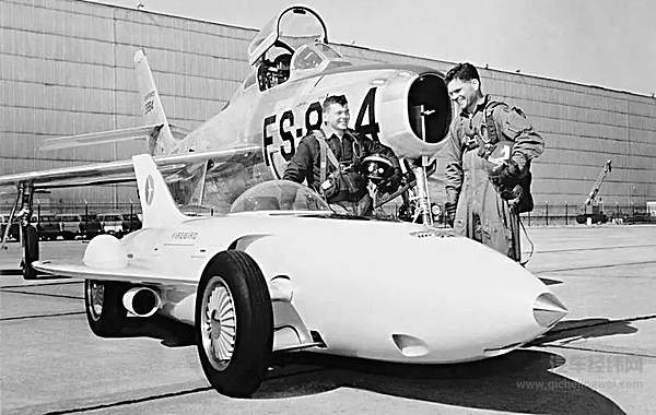 曾经有一辆车 比电影《星球大战》更科幻