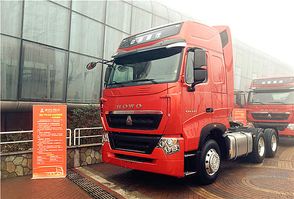 2017年中国重汽豪沃主推16款车型